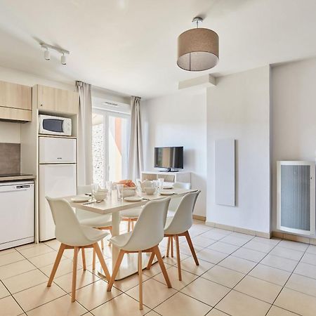 Residence Odalys Le Mas Des Flamants Aigues-Mortes Exterior photo