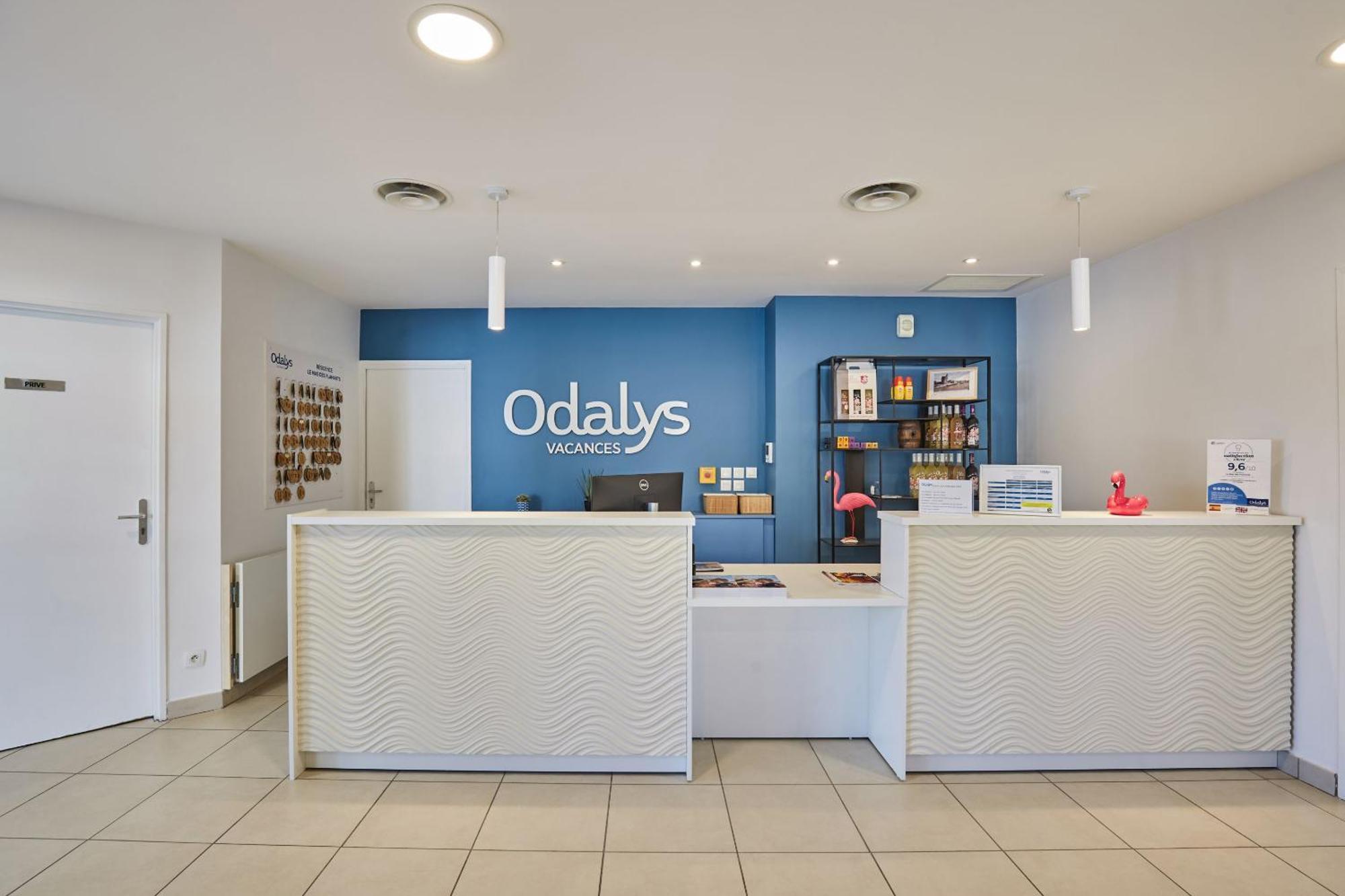 Residence Odalys Le Mas Des Flamants Aigues-Mortes Exterior photo