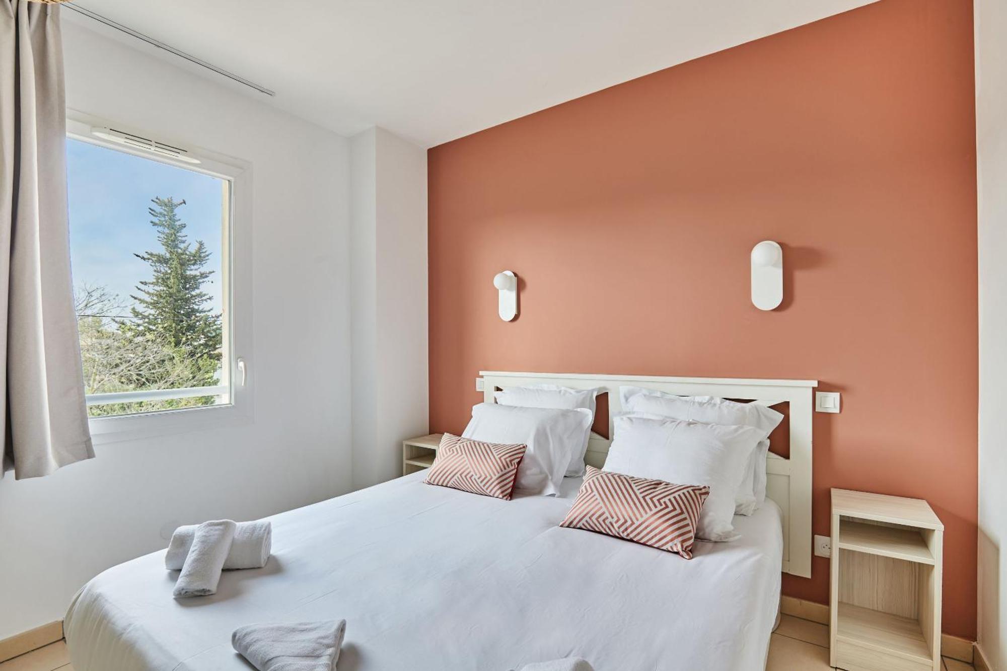 Residence Odalys Le Mas Des Flamants Aigues-Mortes Exterior photo